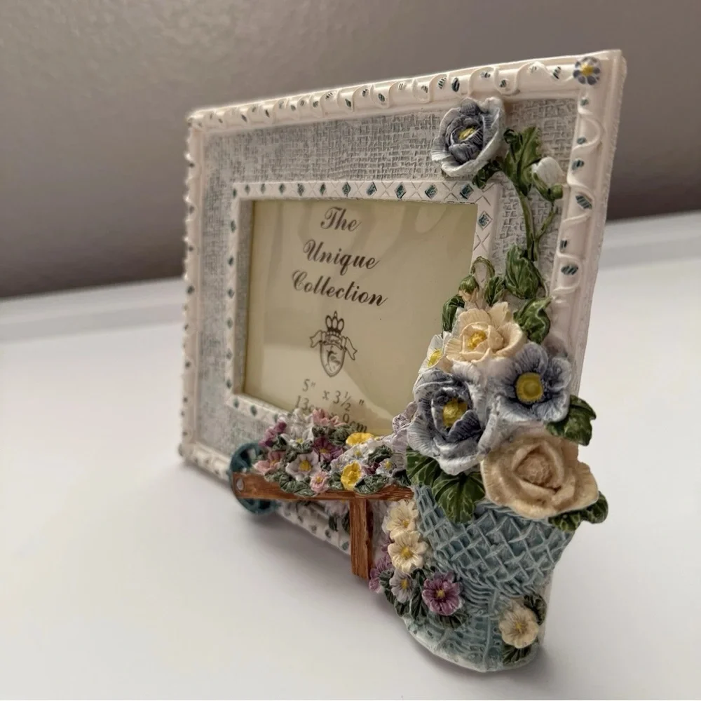 Giovanni Turtle King Unique Collection Flower Garden Wagon Blue Picture Frame